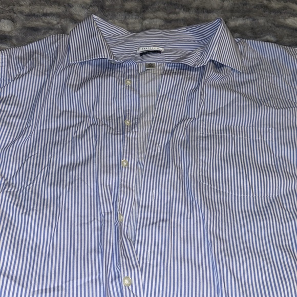 2 Van Heusen Flex Collar Tall 19 dress shirts blue & white - Picture 4 of 7
